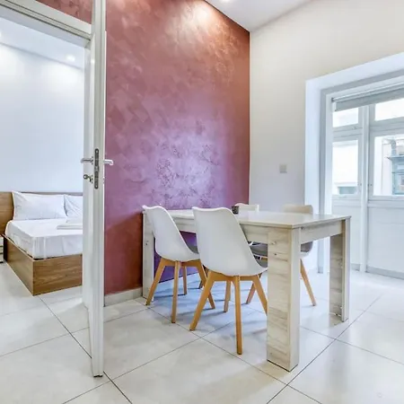 Cosy Apt With Balcony & Wifi In By 360 Estates Apartman