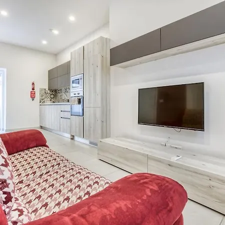 Cosy Apt With Balcony & Wifi In By 360 Estates