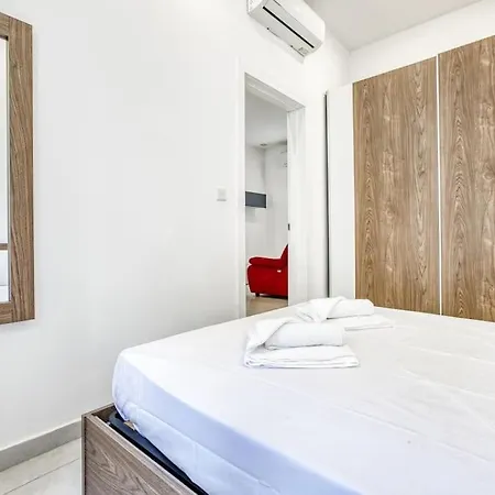 Cosy Apt With Balcony & Wifi In By 360 Estates * Floriana